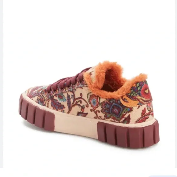 FARM RIO Beige Sunset Floral Tapestry Flatform Sneakers, Boho - Picture 6 of 15